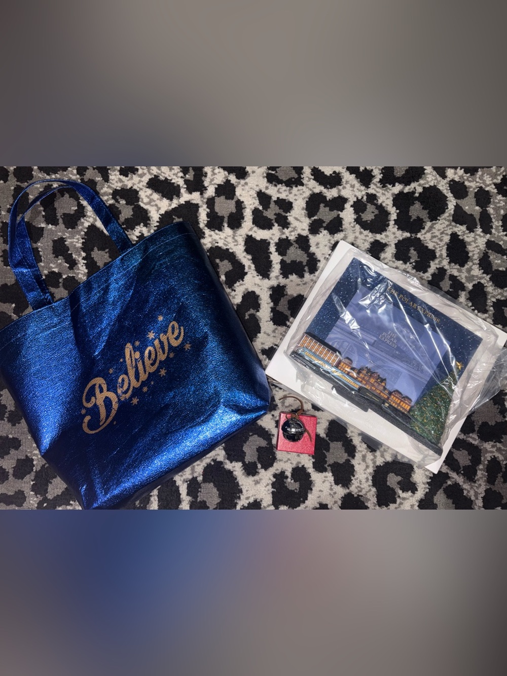Polar Express bundle. - Picture 1 of 5